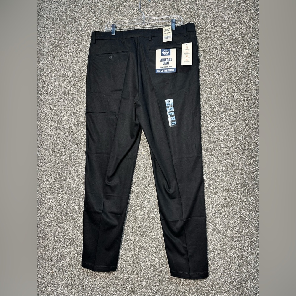 NWT Dockers Men's Classic Fit Signature Khaki Lux Cotton Pants Size 36x32 - Picture 5 of 8
